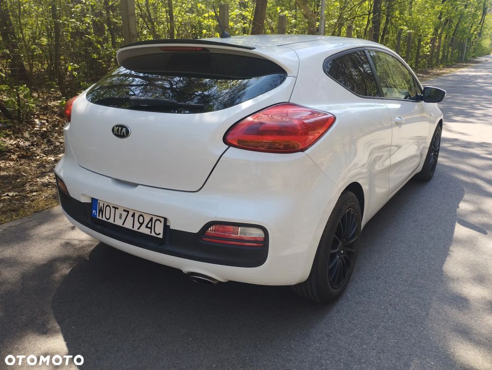 Kia ProCeed 1.4 CRDI L - 3