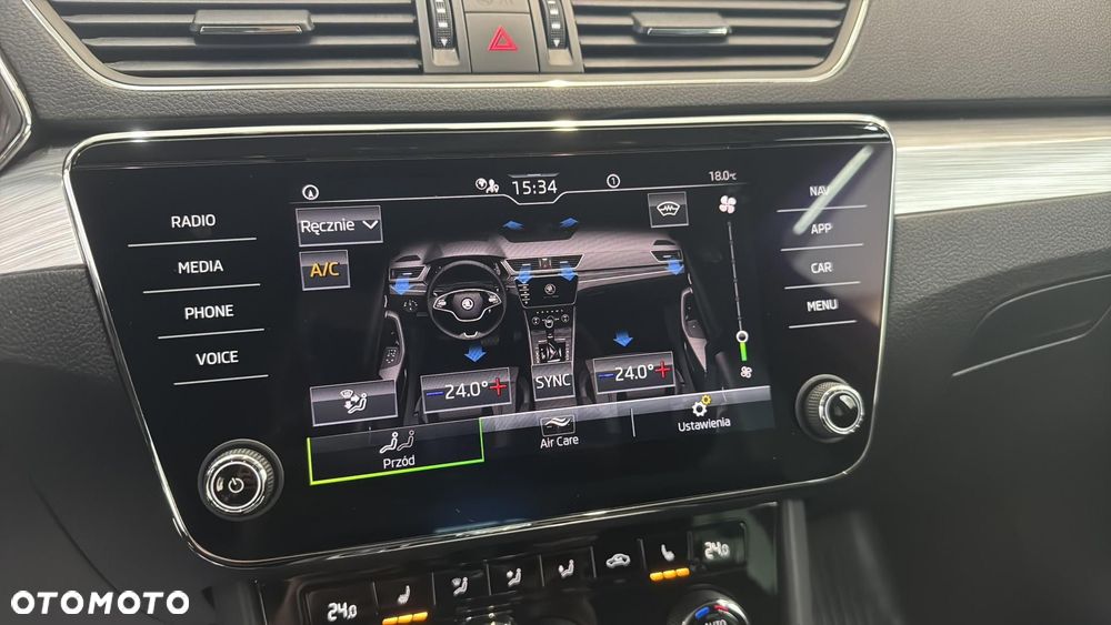 Skoda Superb 2.0 TDI SCR Ambition DSG - 23