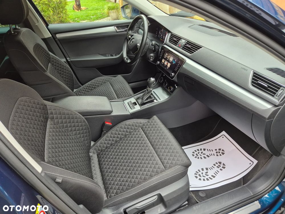 Skoda Superb 2.0 TDI DSG Ambition - 21