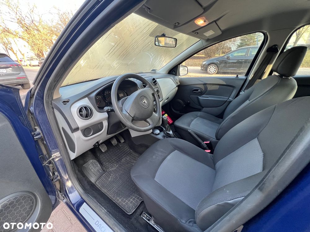 Dacia Sandero 1.2 16V - 12