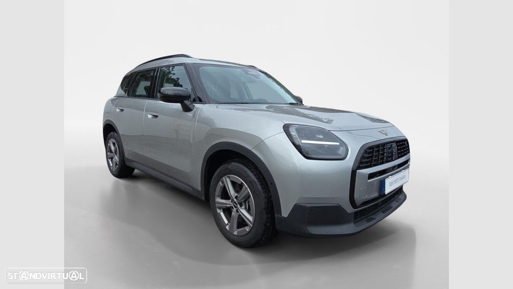 MINI Countryman C Essential — photo 2