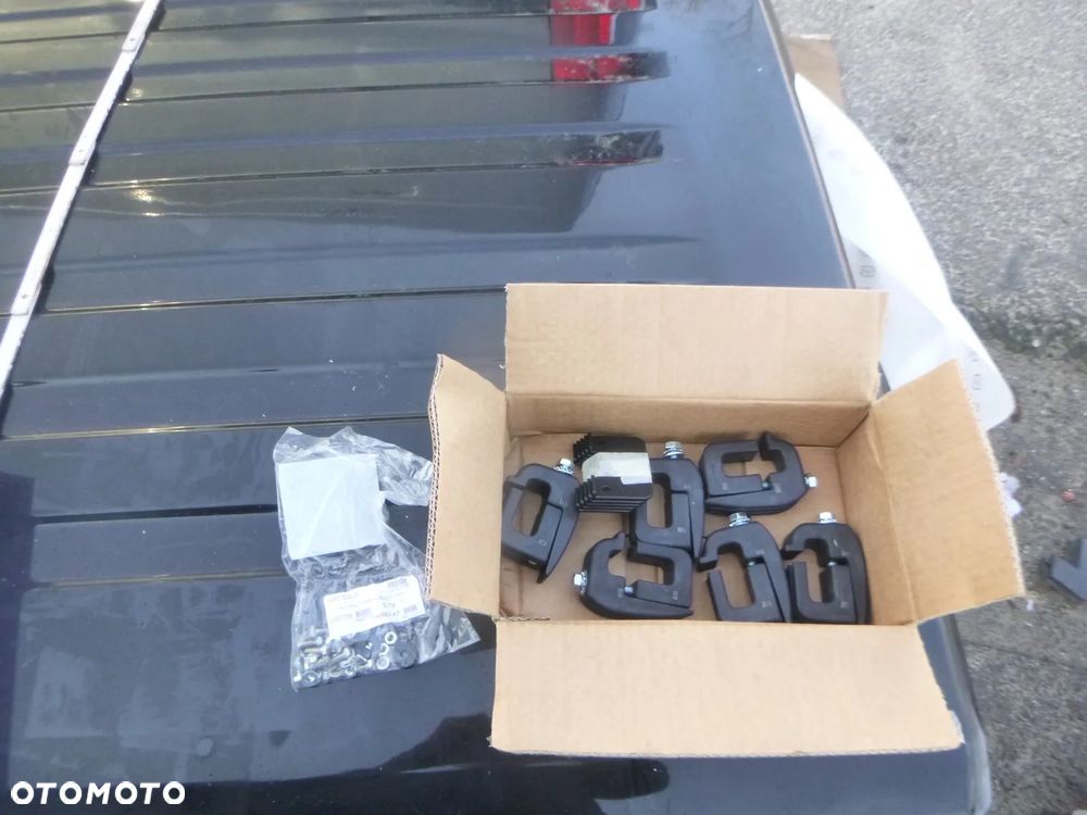 nissan navara d23 np300 zabudowa paki oryginał - 5