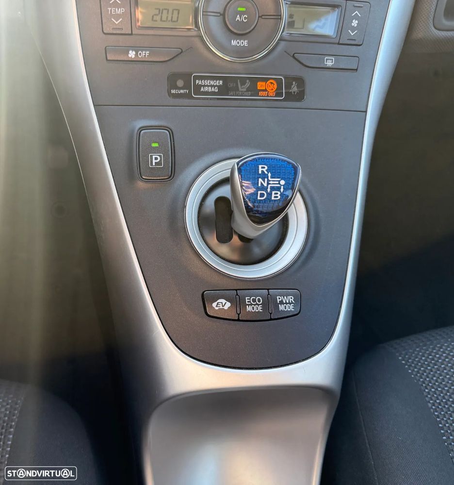 Toyota Auris 1.8 HSD - 7