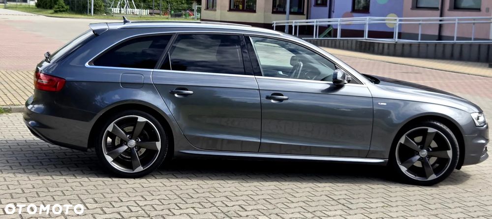 Audi A4 Avant 2.0 TDI Quattro Sport S tronic - 13