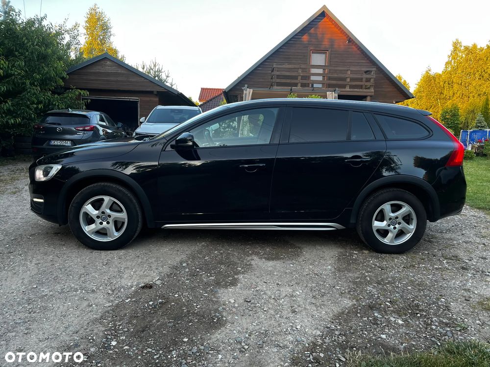 Volvo V60 D3 Drive-E Dynamic Edition (Momentum) - 3