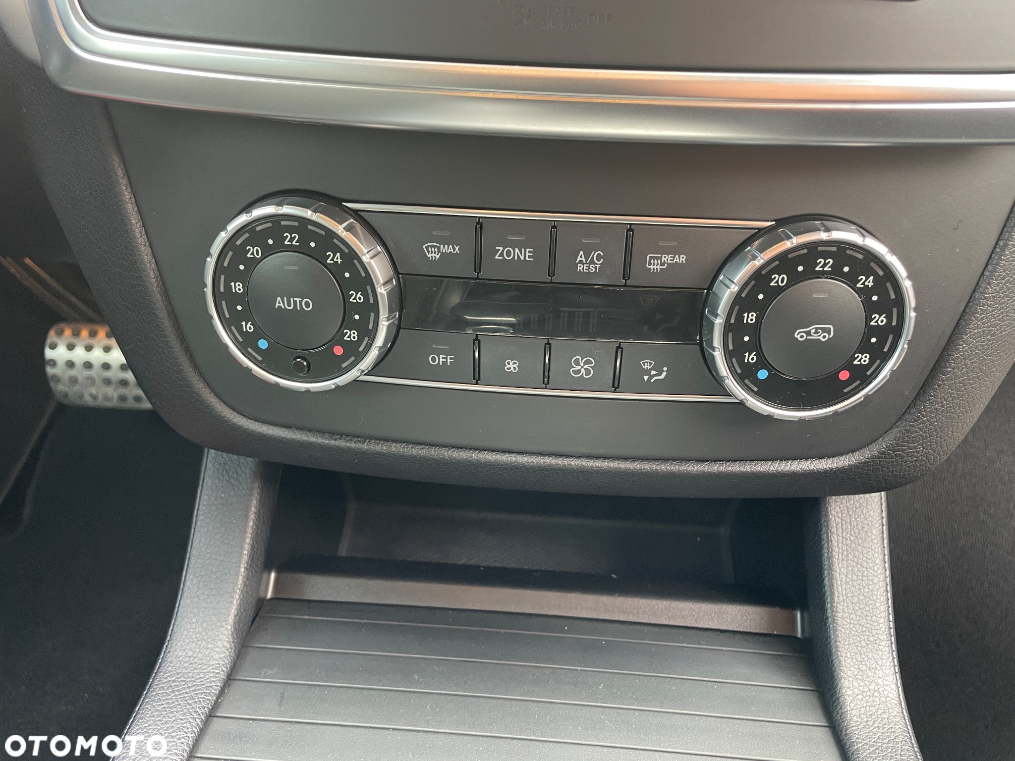 Mercedes-Benz ML 350 BlueTec 4-Matic - 13