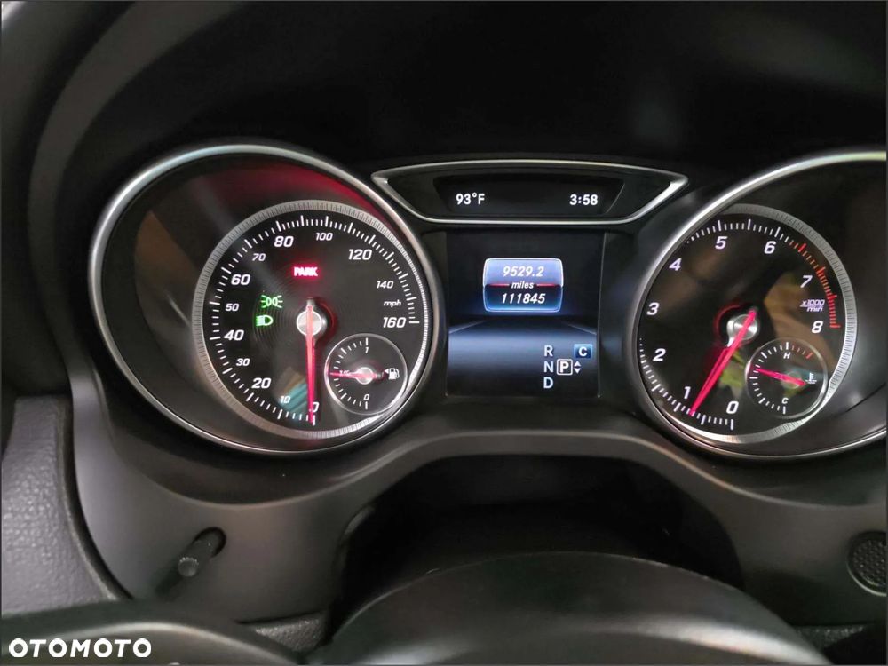 Mercedes-Benz CLA 250 7G-DCT AMG Line - 7