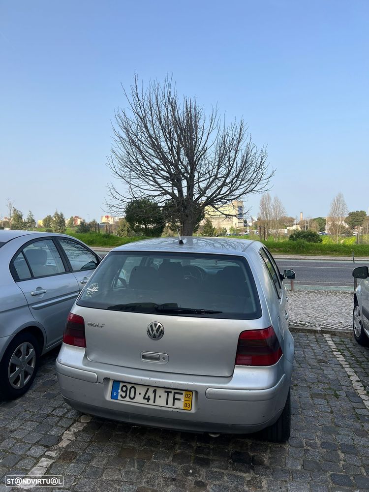 VW Golf 1.4i Conceptline - 3