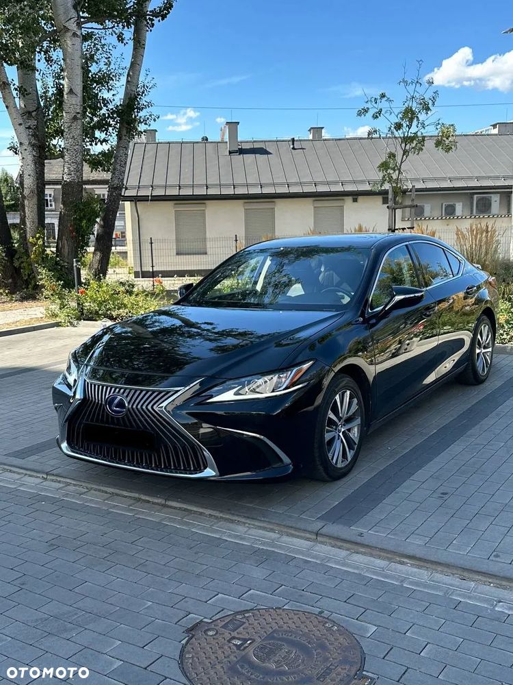 Lexus ES 300h - 3