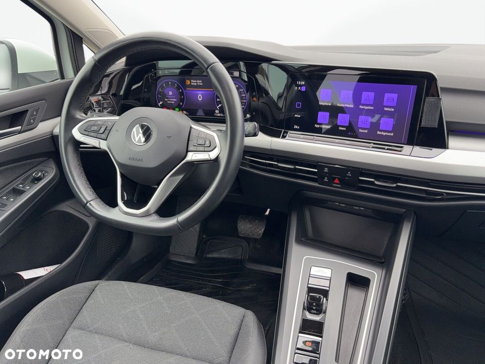 Volkswagen Golf - 11