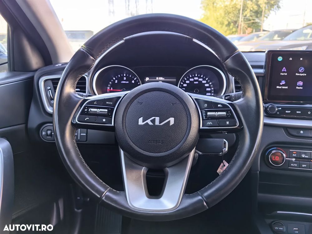 Kia Ceed 1.6 CRDi (48V Mild-Hybrid) DCT7 Spirit - 25