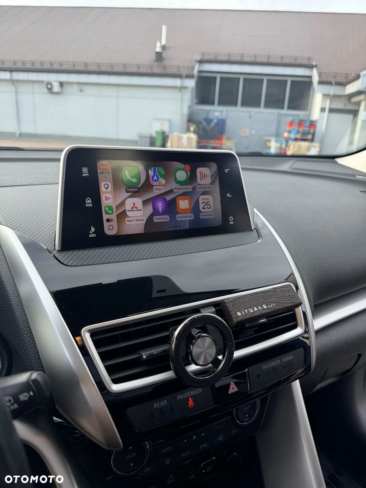 Mitsubishi Eclipse Cross - 10