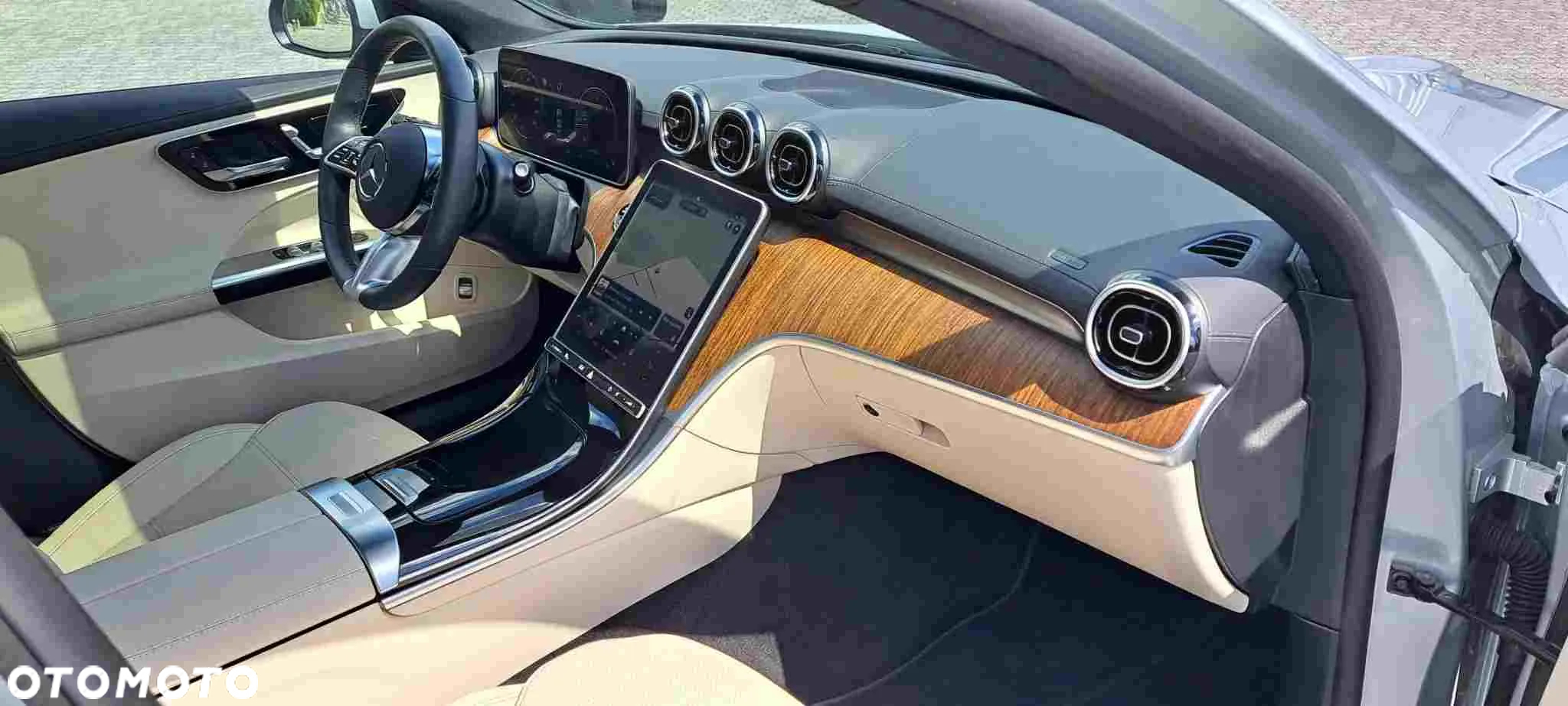Mercedes-Benz Klasa C 220 d 4Matic T 9G-TRONIC Avantgarde - 15