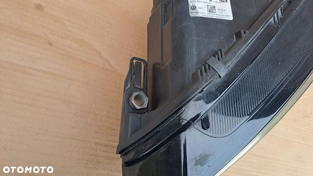 VW TOURAN II -15r LEWA LAMPA PRZÓD 5TB941005A ORYGINAŁ UŻYWANA ŁADNA - 8