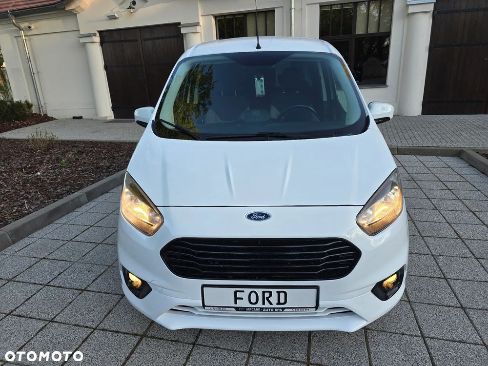 Ford Tourneo Courier 1.5 TDCi Titanium - 12