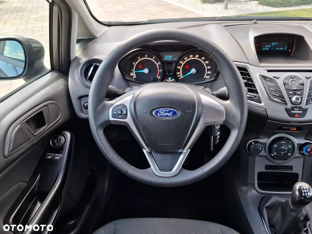Ford Fiesta 1.25 Silver X Plus EU6 - 31