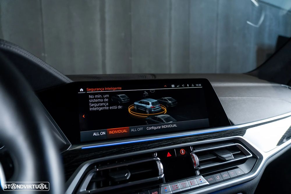 BMW X7 40 d xDrive Pack M - 28