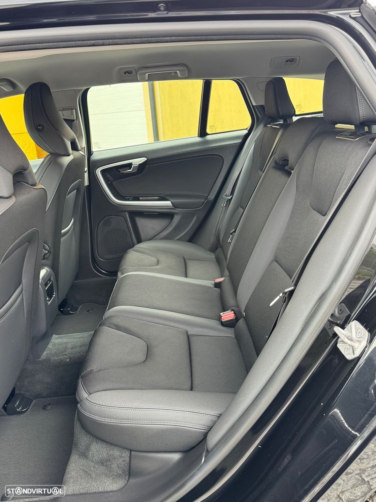 Volvo V60 - 15