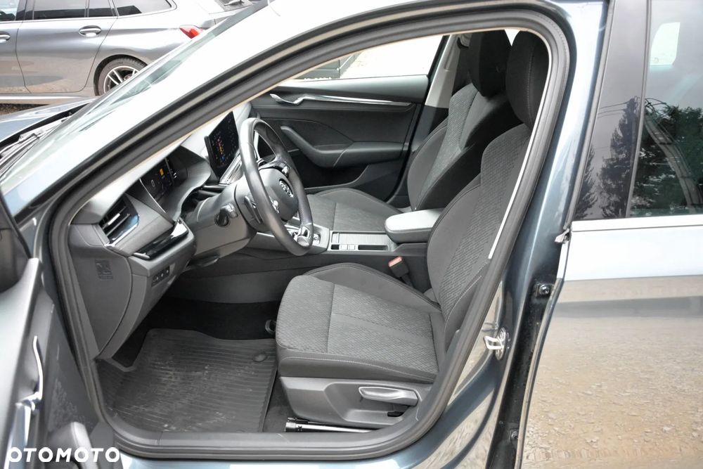 Skoda Octavia 2.0 TDI Style DSG - 9