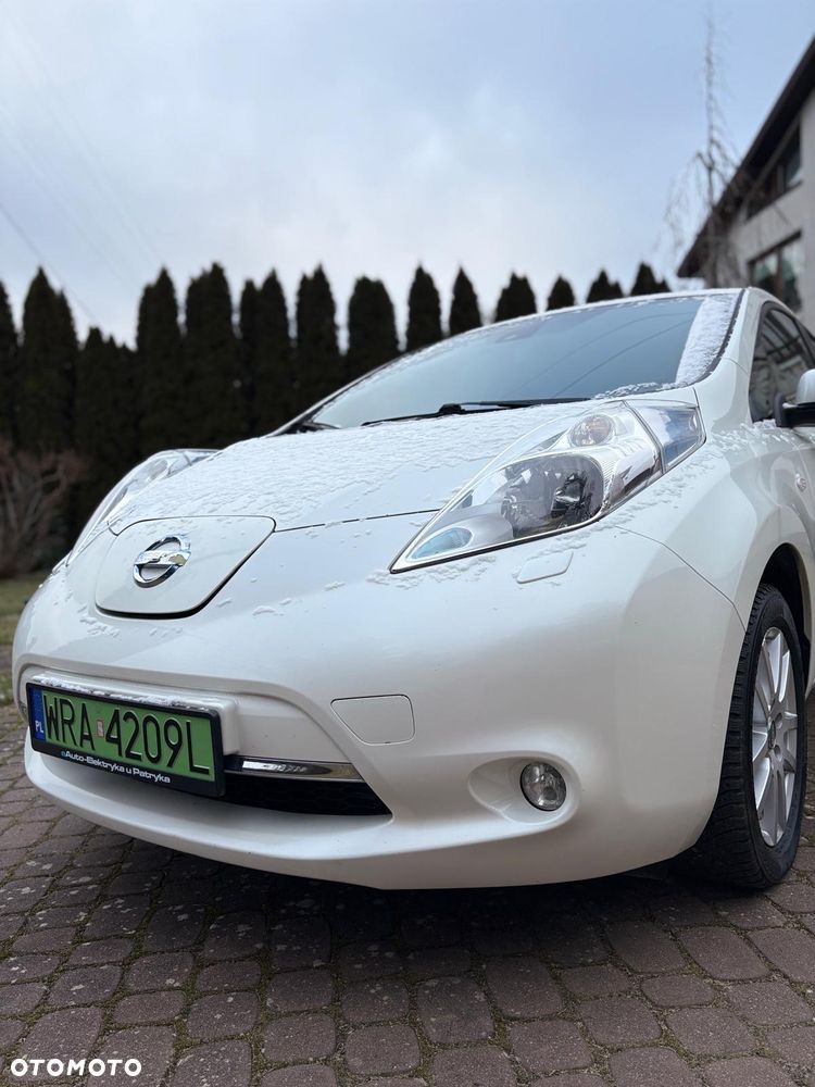 Nissan Leaf - 1