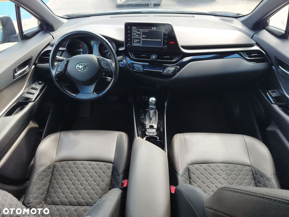 Toyota C-HR 2.0 Hybrid Executive - 12