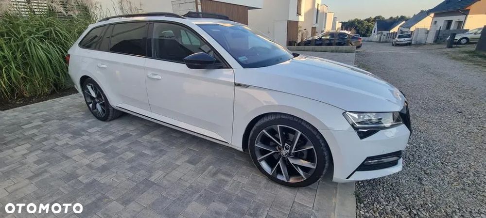 Skoda Superb 2.0 TDI 4x4 Sportline DSG - 1
