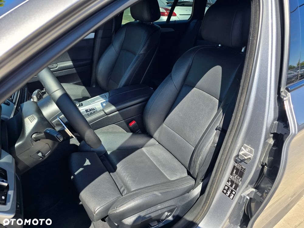 BMW Seria 5 - 12