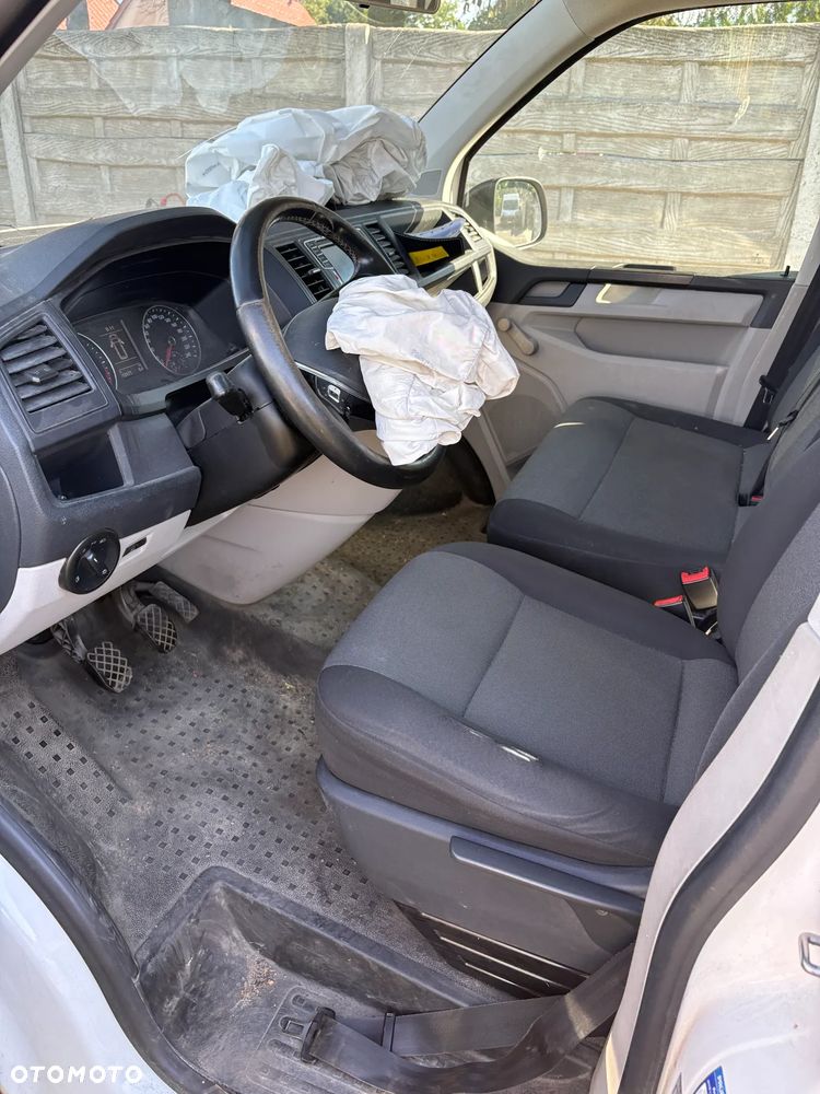 Volkswagen Transporter T6 - 21