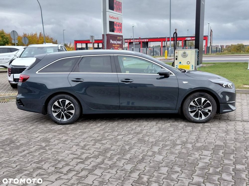 Kia Ceed 1.5 T-GDI M DCT - 6