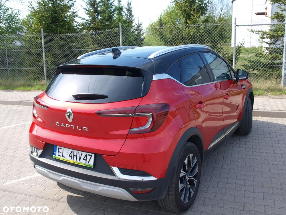 Renault Captur 1.3 TCe mHEV Techno EDC - 4