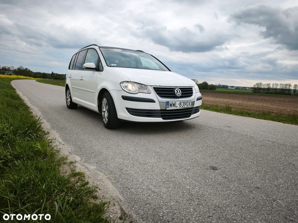 Volkswagen Touran 1.9 TDI Highline - 8