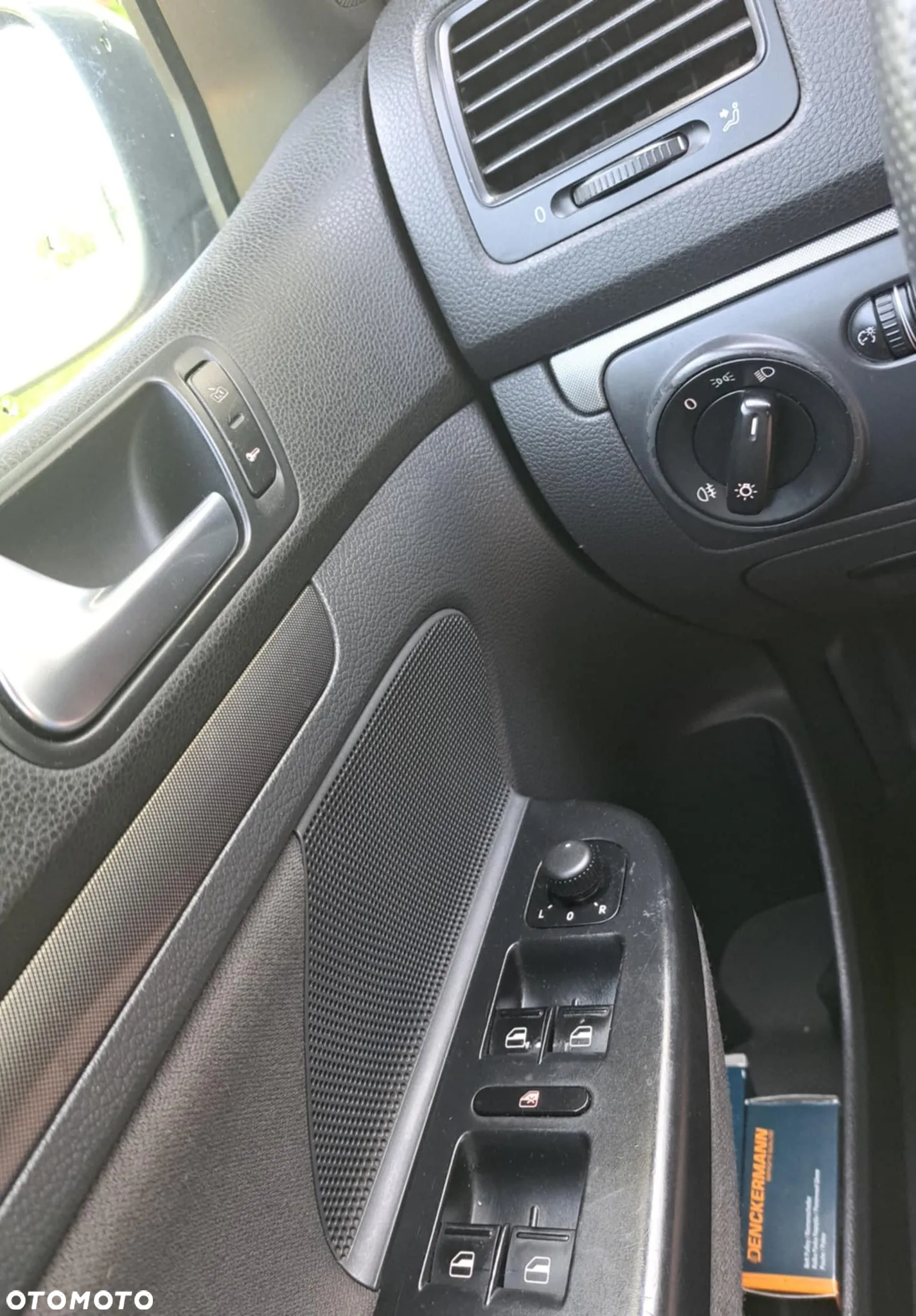 Volkswagen Golf - 18