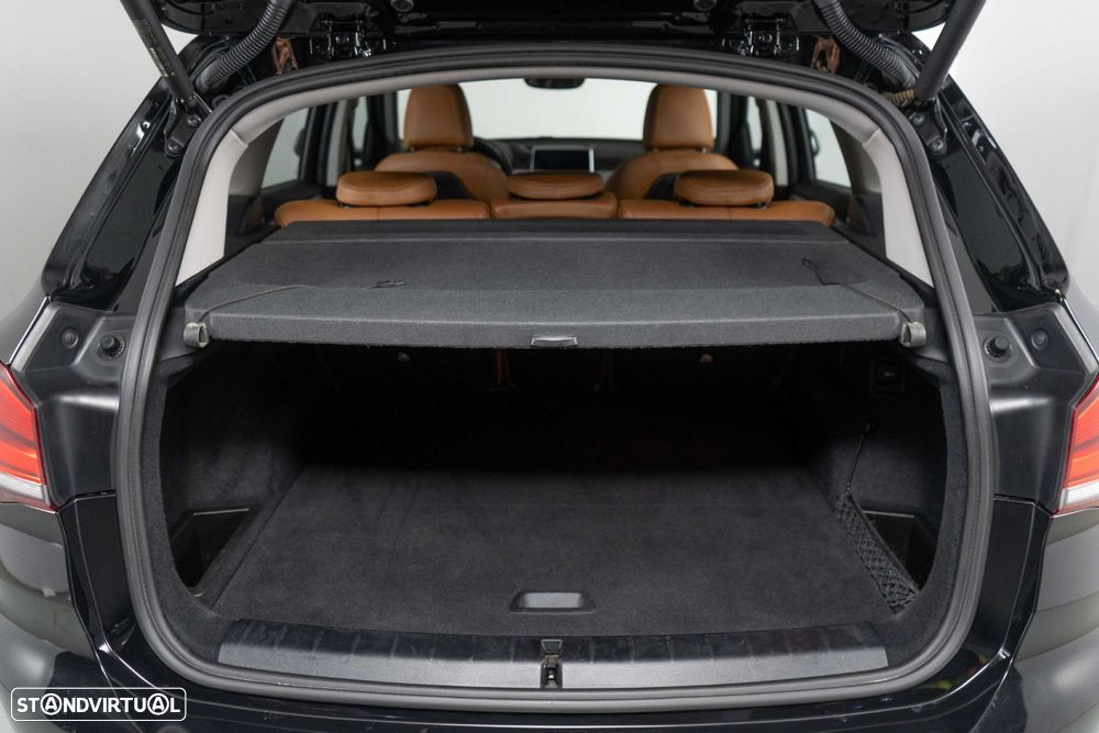 BMW X1 25 e xDrive Corporate Edition - 13