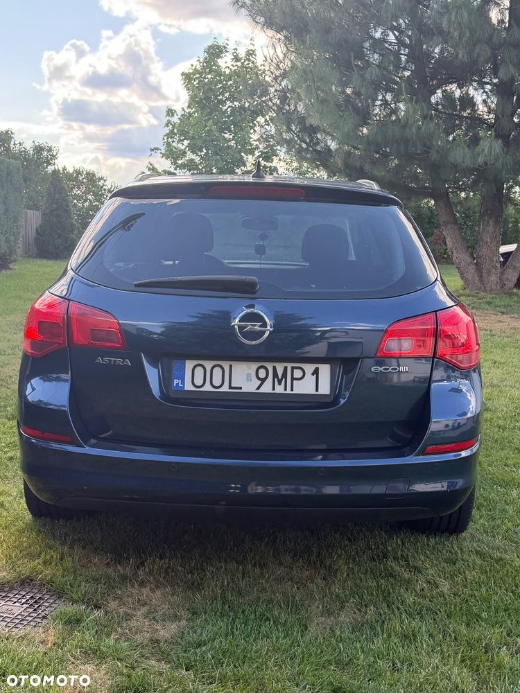 Opel Astra 1.4 ecoFLEX - 4