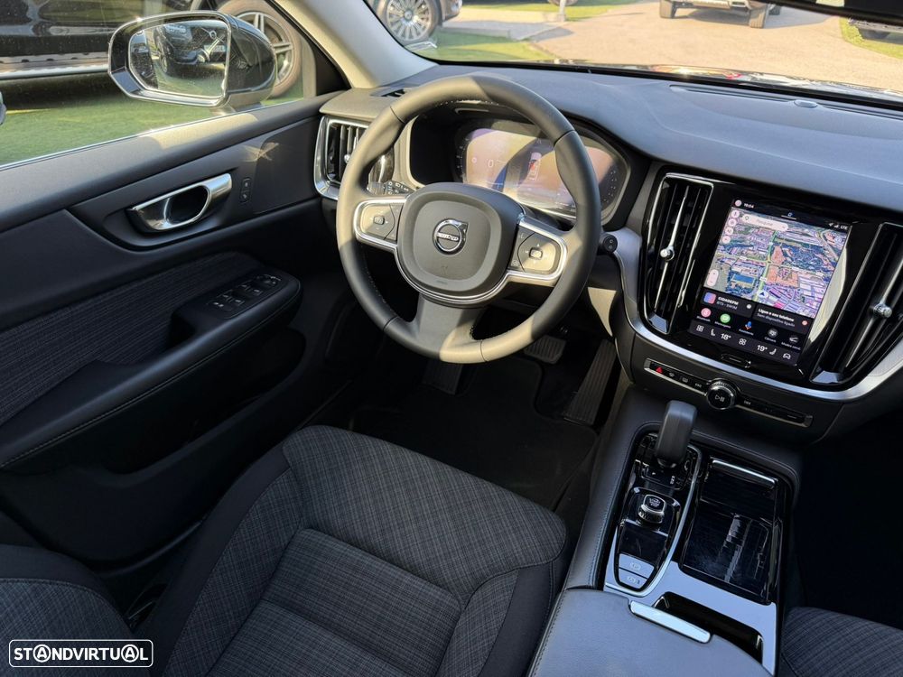 Volvo V60 2.0 T6 AWD TE Essential - 21