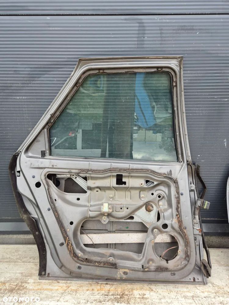 MASKA DRZWI BŁOTNIK PRZEDNIE DRZWI TYLNE Renault Safrane - 4