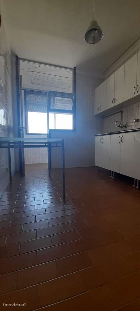 T3 com duas varanda e lugar de garagem em Mafamude - Vila Nova de Gaia - Grande imagem: 4/15
