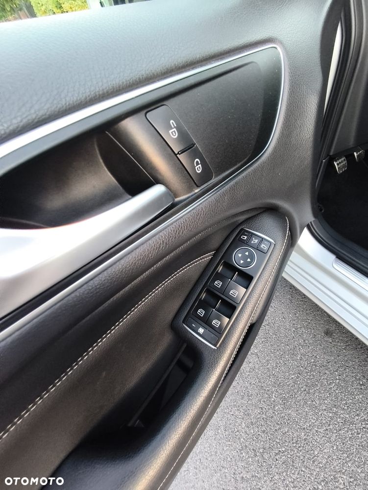 Mercedes-Benz Klasa B 180 BlueEFFICIENCY Edition Style - 22