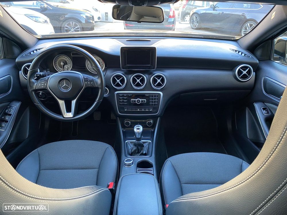 Mercedes-Benz A 180 d Style - 9