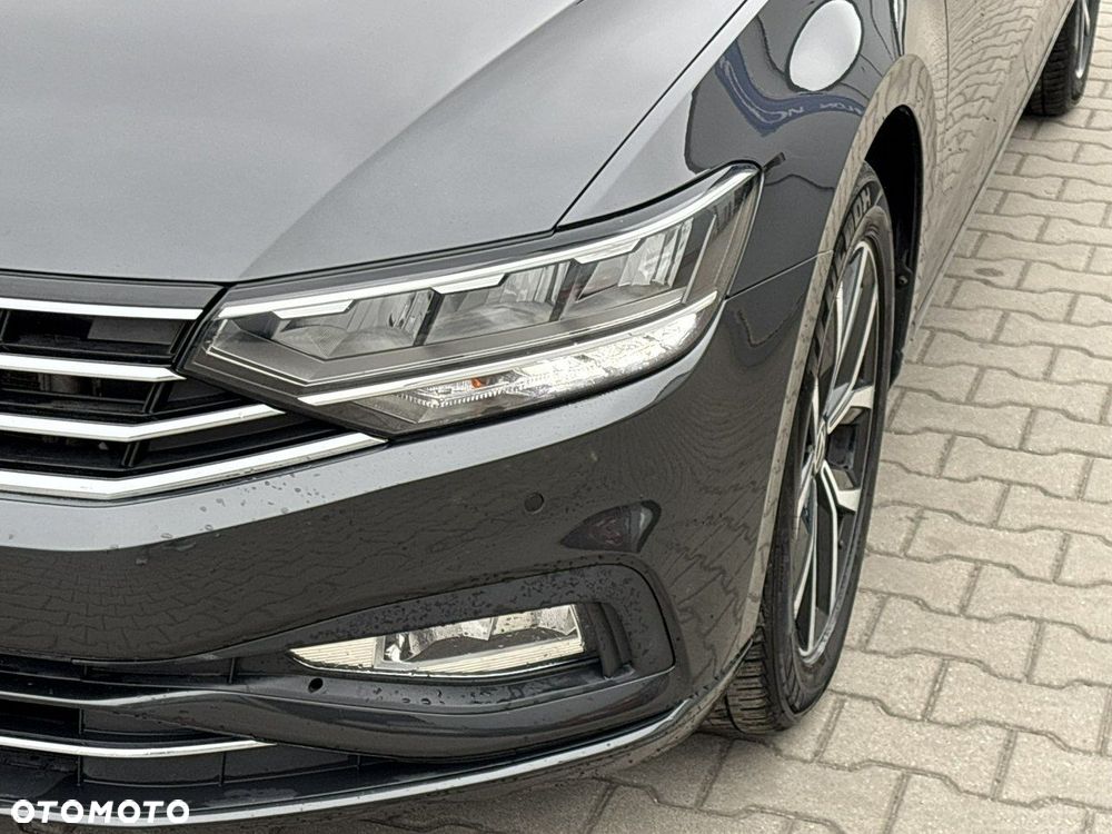 Volkswagen Passat - 9