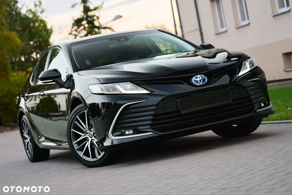Toyota Camry 2.5 Hybrid Executive CVT - 26