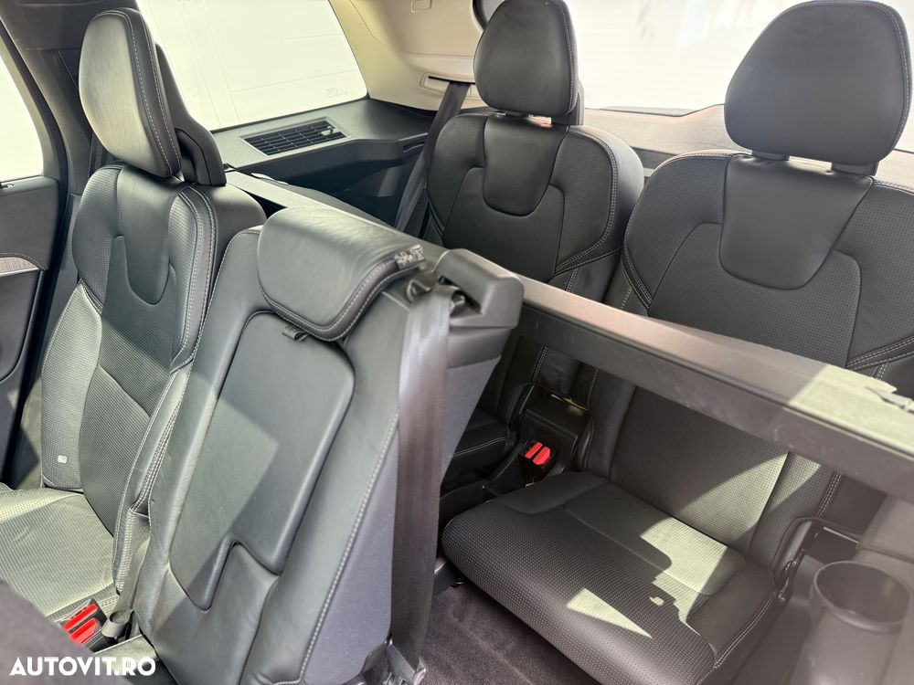 Volvo XC 90 - 23
