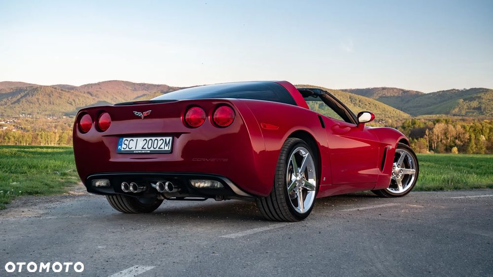Chevrolet Corvette - 20