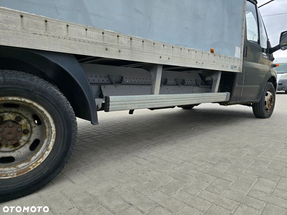 Ford Transit - 15
