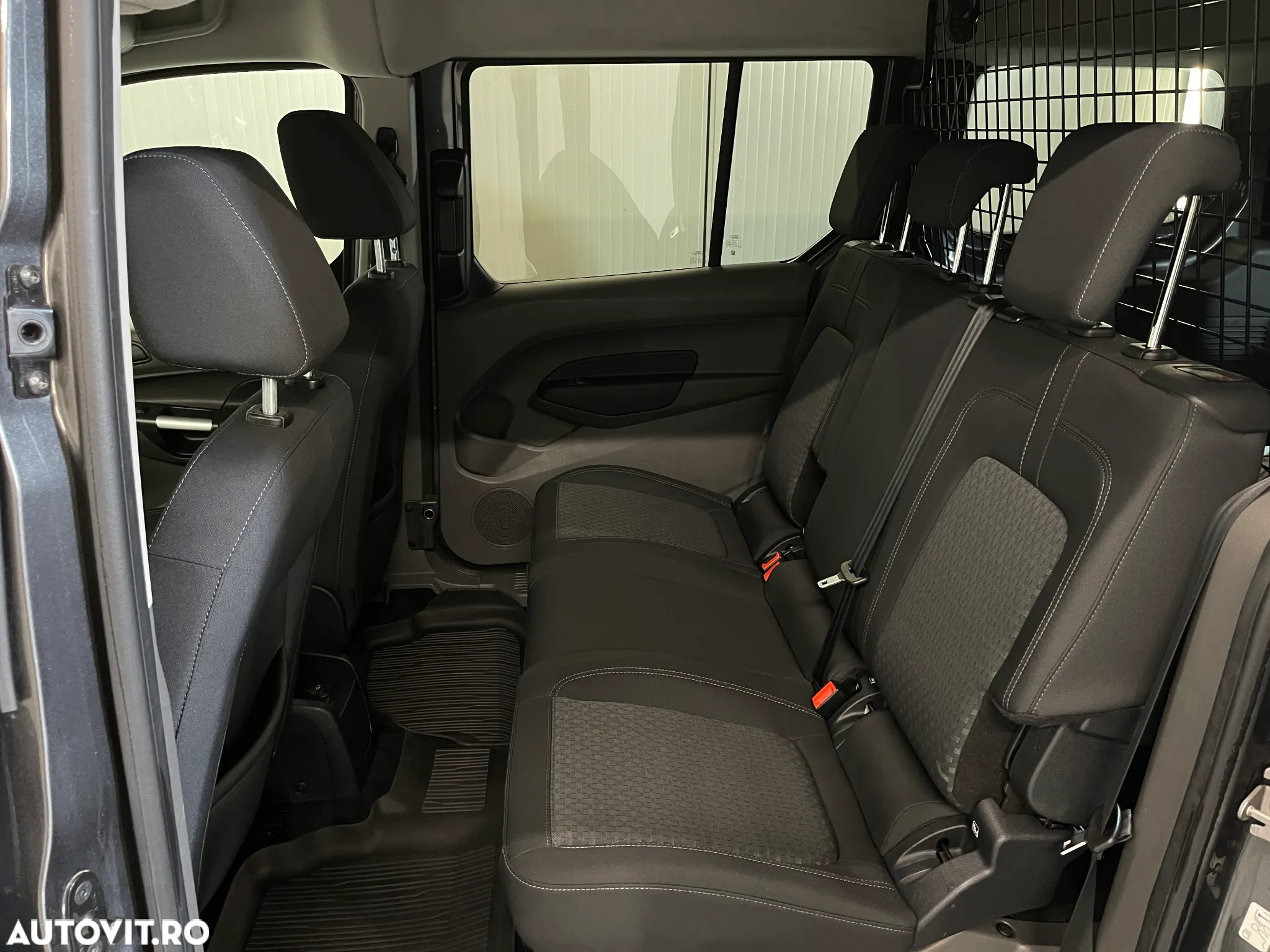 Ford Transit Connect 1.5 EcoBlue 120CP 6MT Kombi L1 Titanium - 10