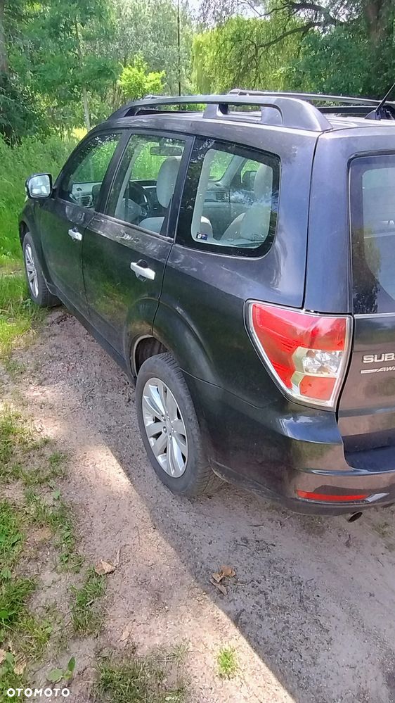 Subaru Forester 2.0 XE 000 - 11