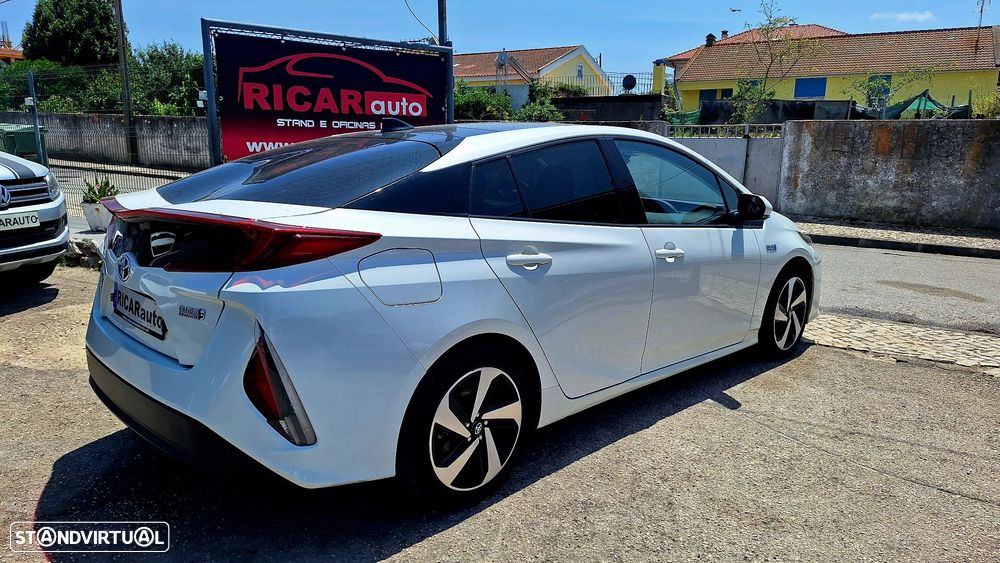 Toyota Prius 1.8 Luxury - 9
