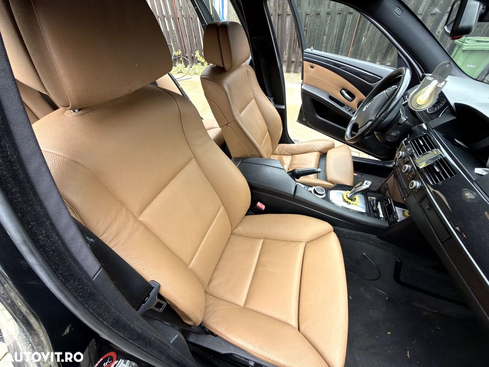 BMW Seria 5 523i Touring Aut. Edition Exclusive - 13
