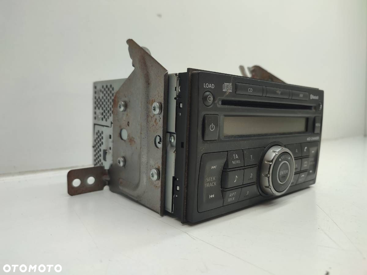 RADIO ODTWARZACZ CD NISSAN NAVARA III D40 28185EB45B - 2