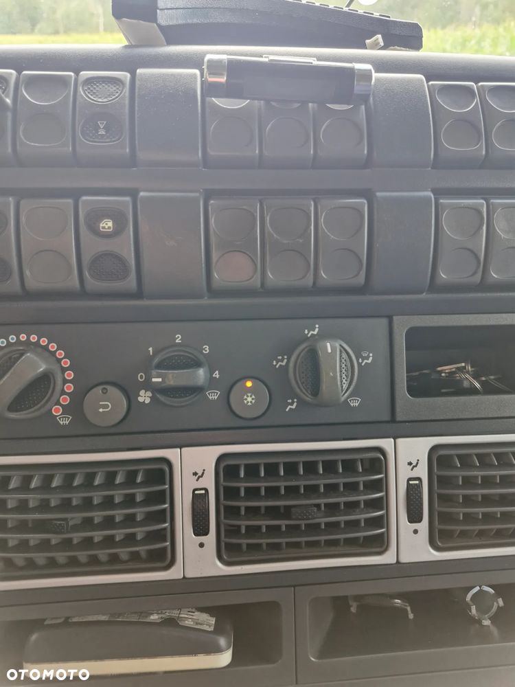 Iveco Eurocargo ML180 - 16